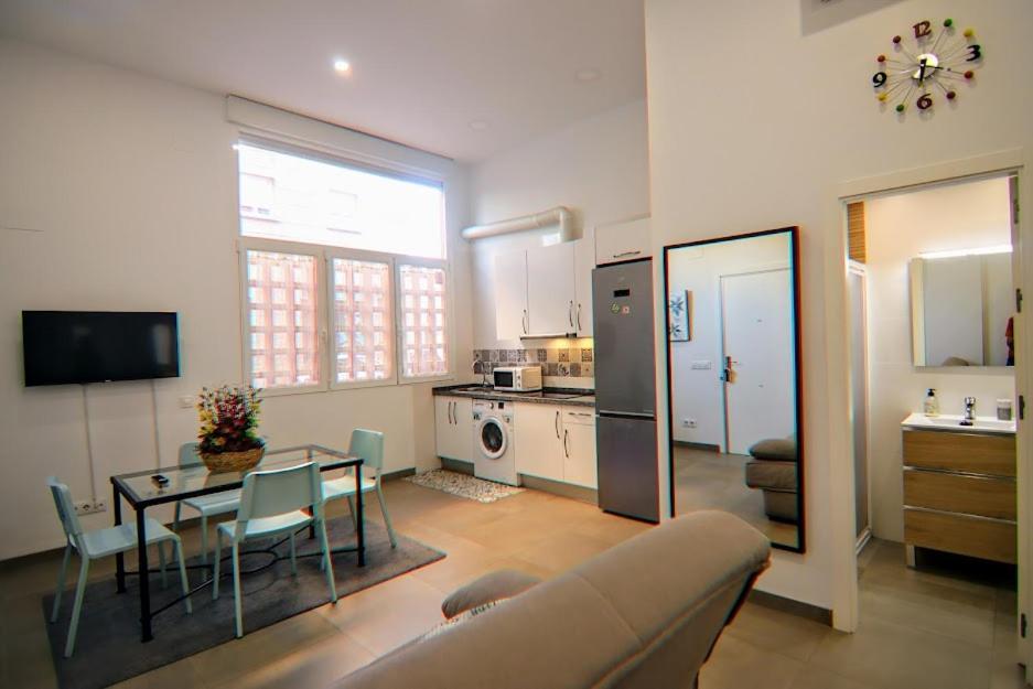 Luminoso Apartamento En El Corazon De Triana Leilighet Sevilla Eksteriør bilde